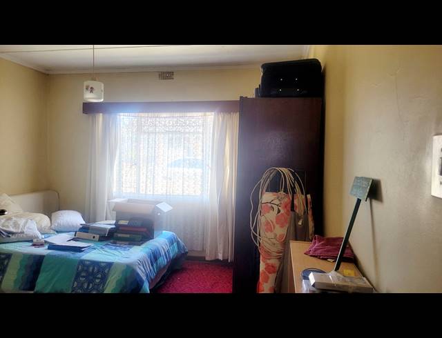 3 BEDROOM HOUSE FOR SALE IN WILLOW PARK